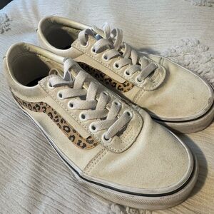 Vans Leopard stripe Canvas Sneakers